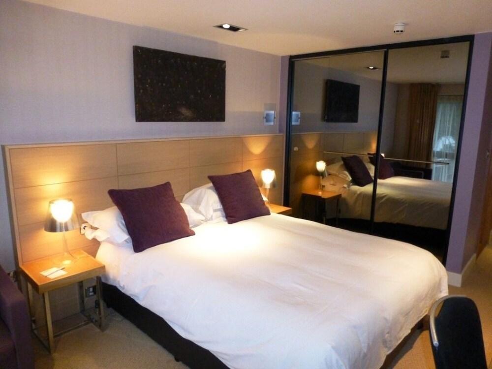 Beales Hotel Hatfield  Exterior foto